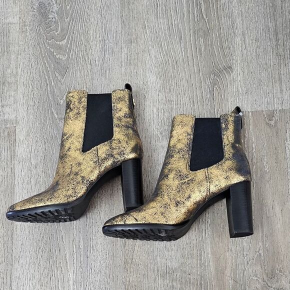 Ralph Lauren‎ Gold Metallic Ankle Boots Heeled Pointed Toe Booties, Size 9.5 - Picture 1 of 11